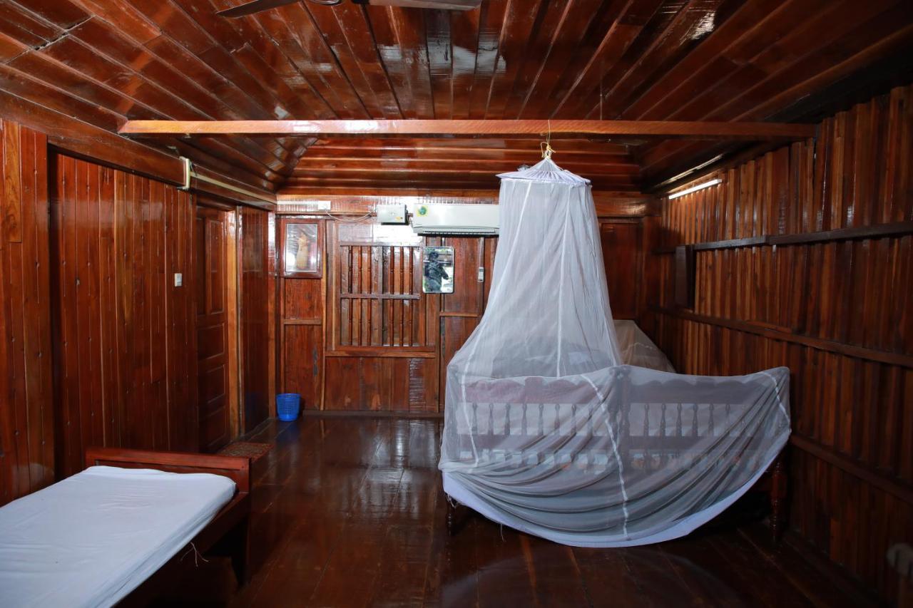 Alappuzha Malayalam Lake Resort מראה חיצוני תמונה