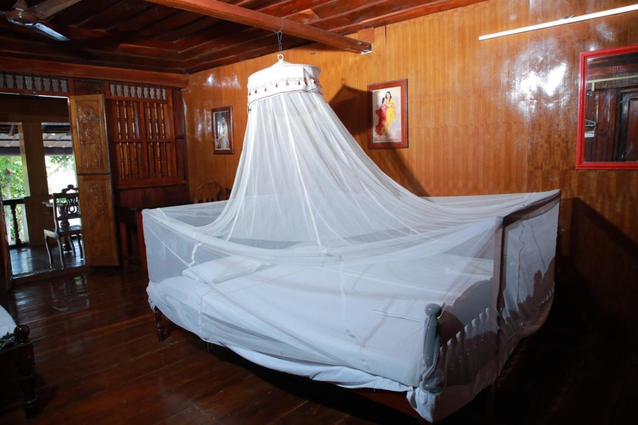 Alappuzha Malayalam Lake Resort מראה חיצוני תמונה