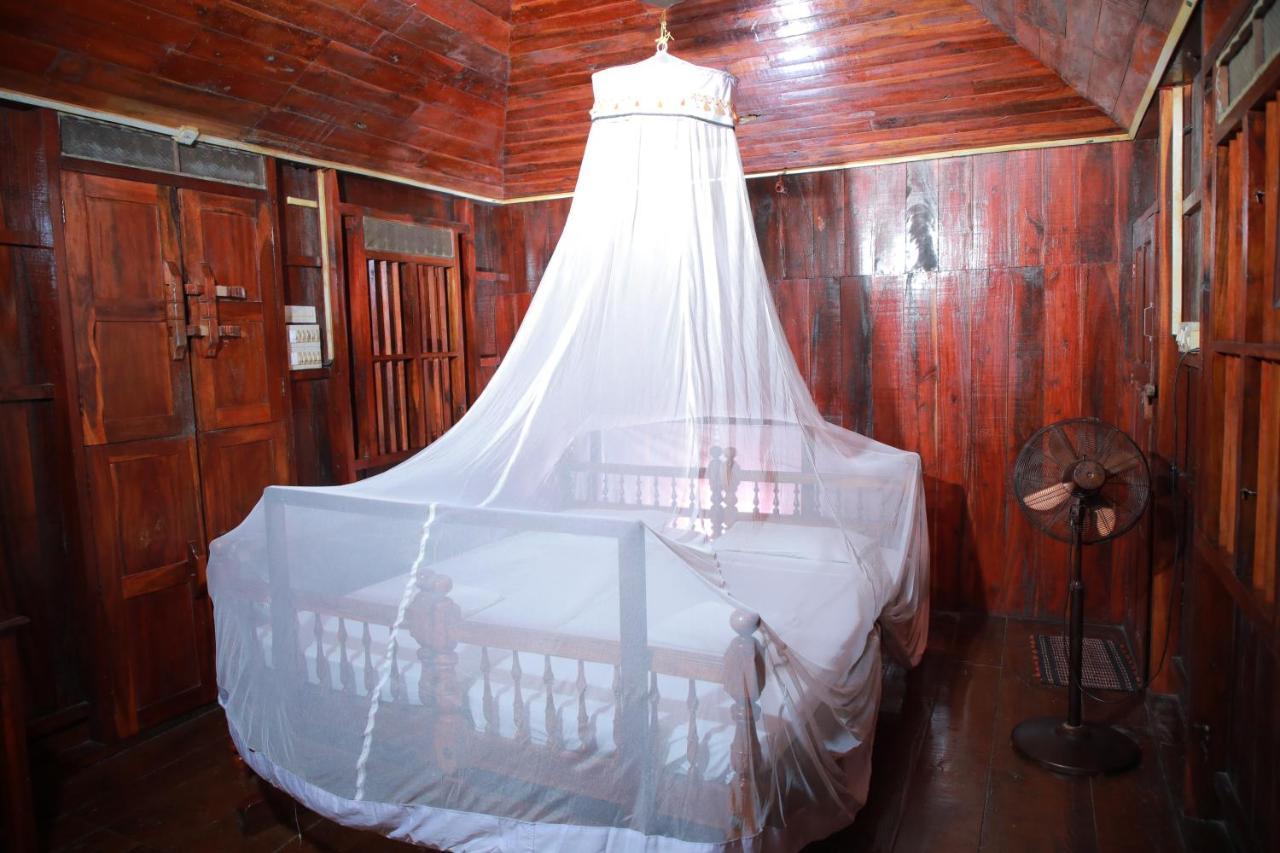 Alappuzha Malayalam Lake Resort מראה חיצוני תמונה