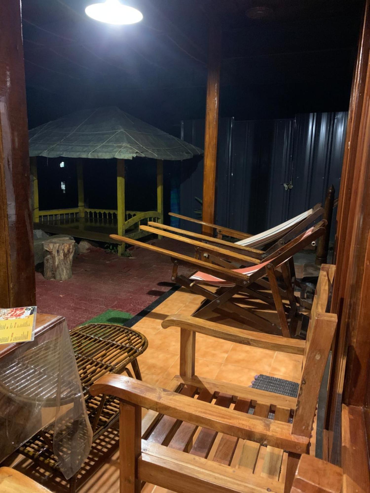 Alappuzha Malayalam Lake Resort מראה חיצוני תמונה