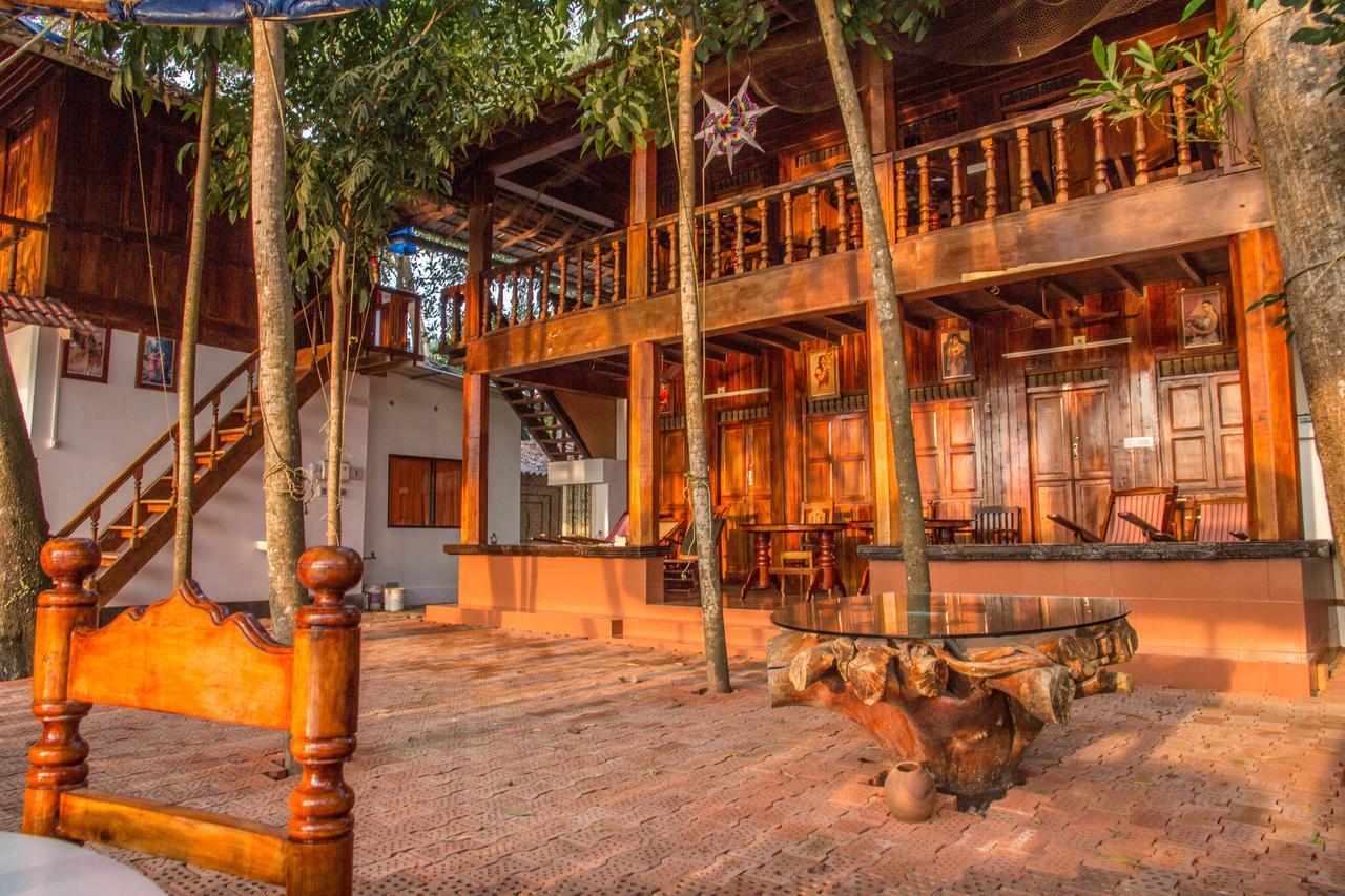 Alappuzha Malayalam Lake Resort מראה חיצוני תמונה