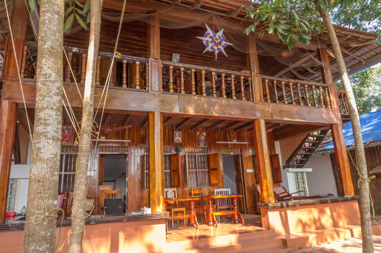 Alappuzha Malayalam Lake Resort מראה חיצוני תמונה