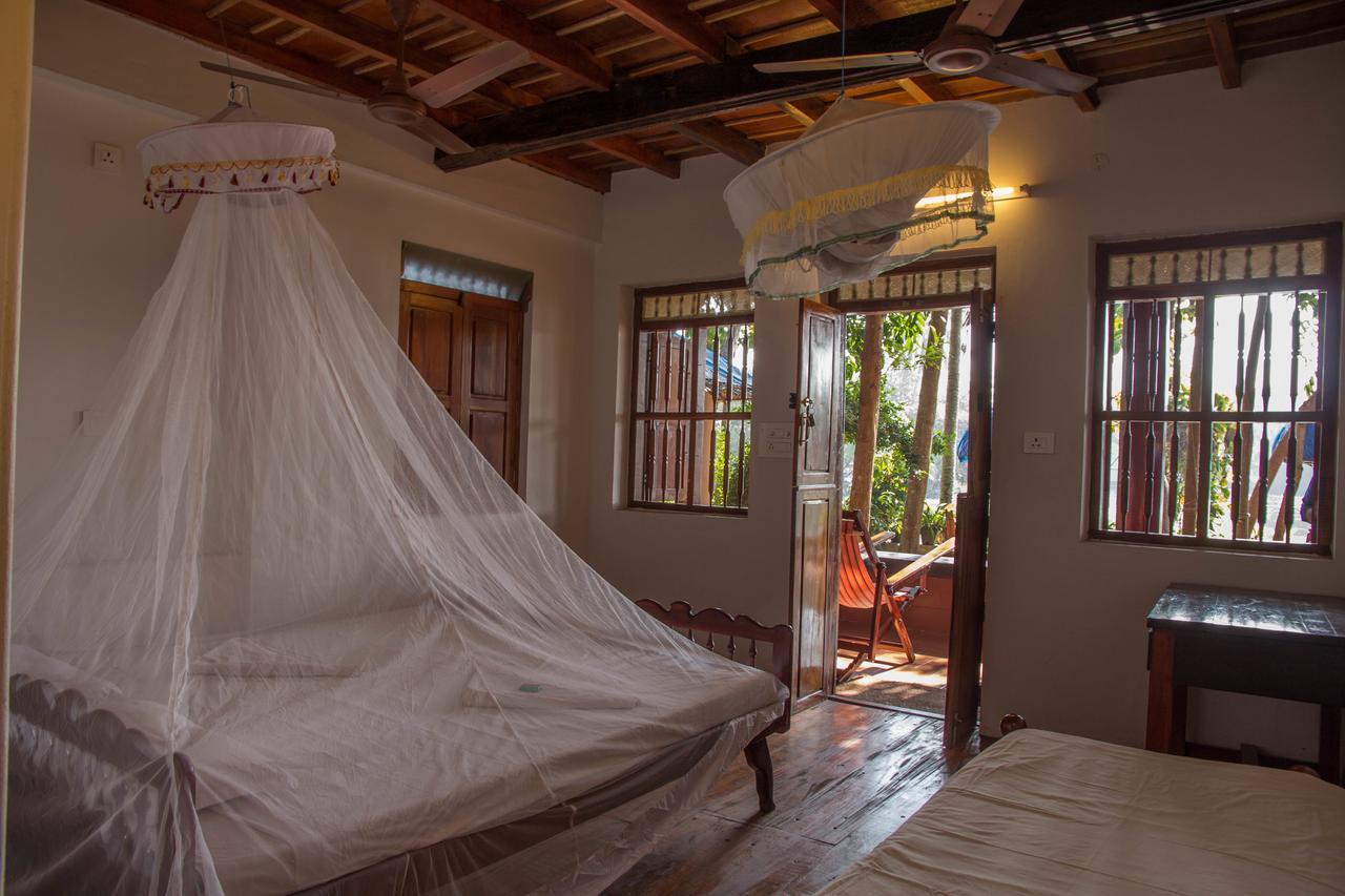 Alappuzha Malayalam Lake Resort מראה חיצוני תמונה